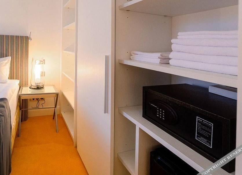 Zimmerausstattung Foto