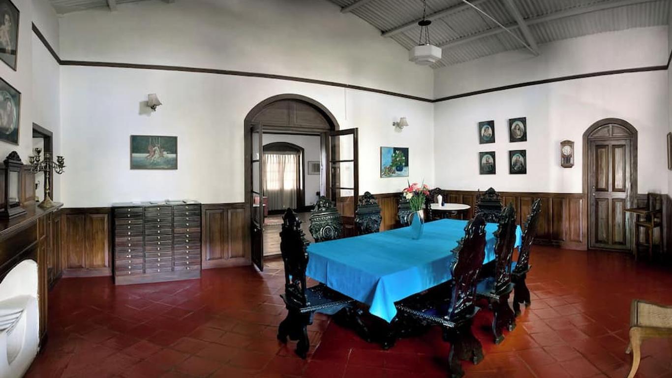 Neemrana's Wallwood Garden