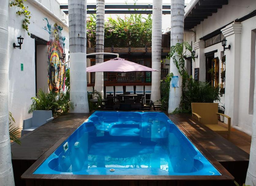 Pool Foto