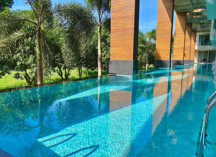 Pool Foto