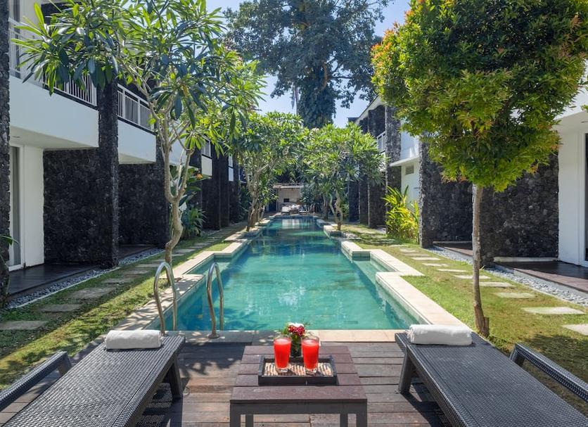 Pool Foto