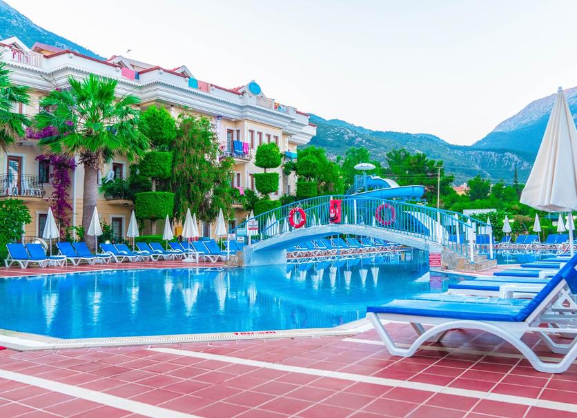 Pool Foto