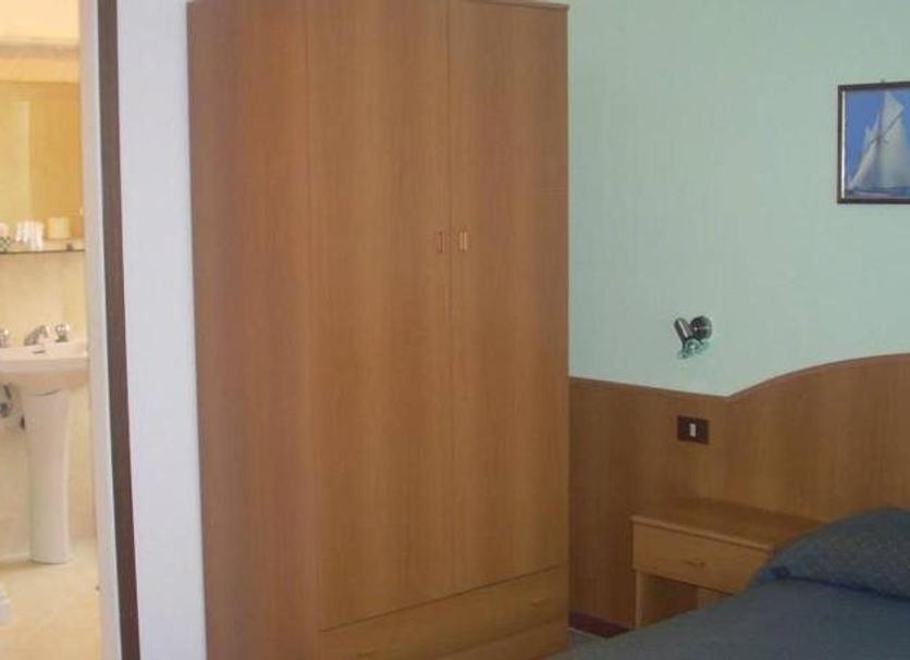 Zimmerausstattung Foto