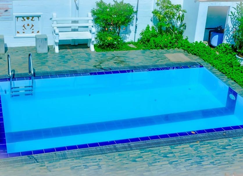 Pool Foto