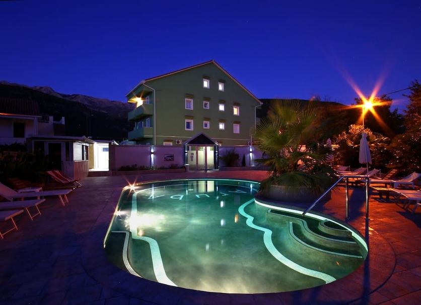 Pool Foto