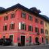 Gebäude