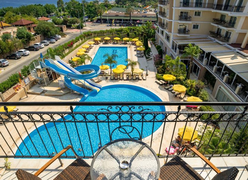 Pool Foto