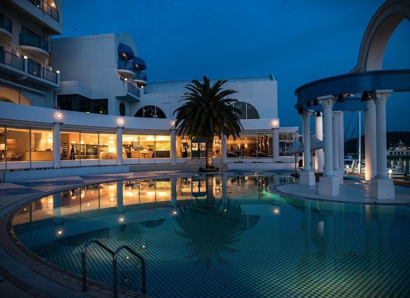 Pool Foto
