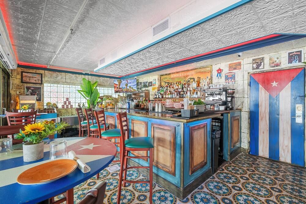 Bar
