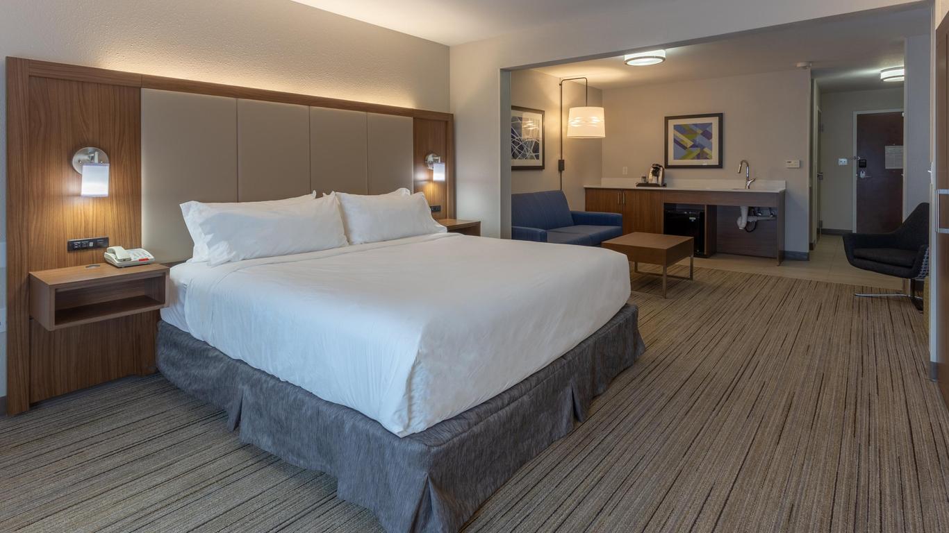 Holiday Inn Express Indianapolis - Southeast