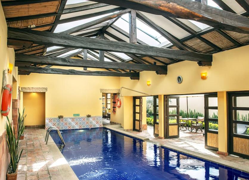 Pool Foto