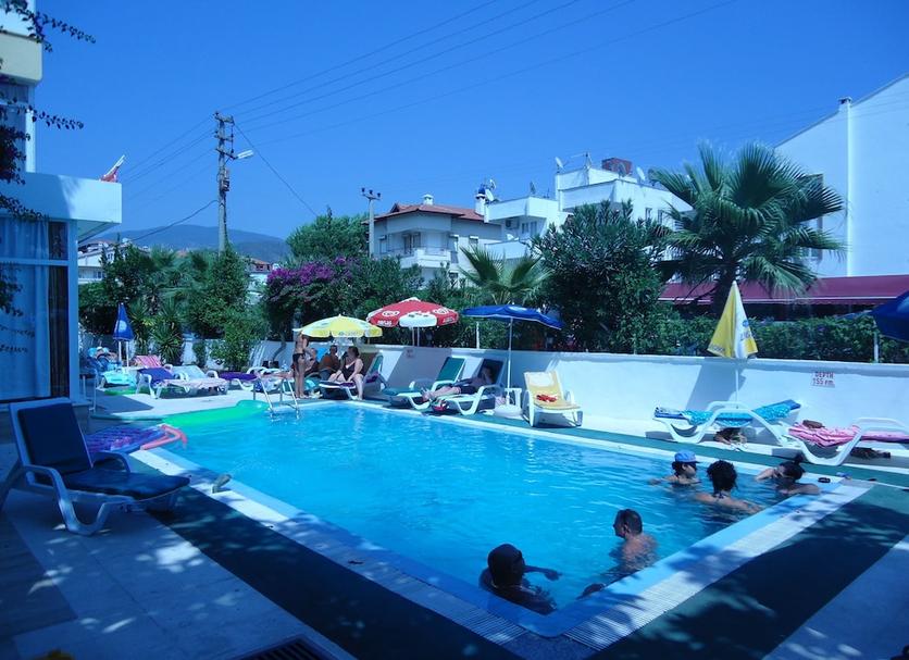 Pool Foto