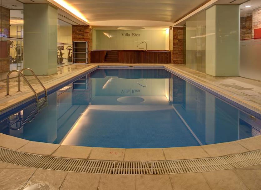 Pool Foto