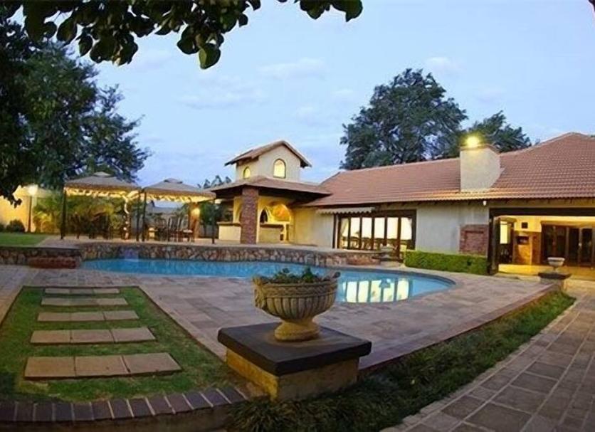 Pool Foto