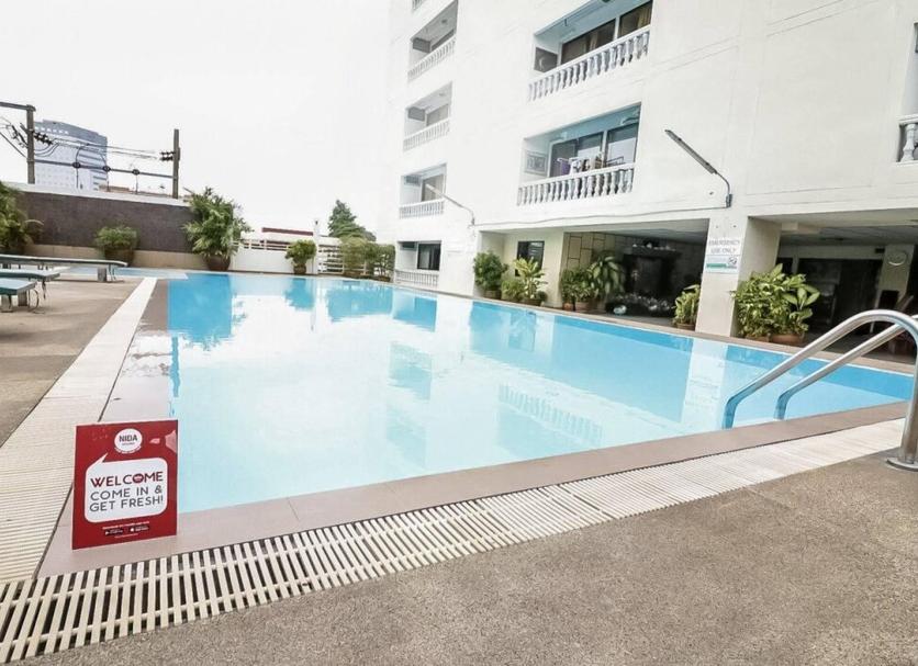 Pool Foto