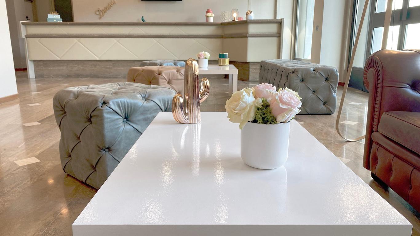 Una Hotels Hotel & Residence Contessa Jolanda Milano