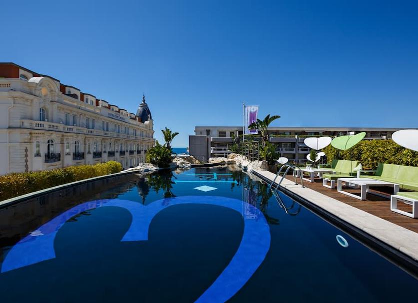 Pool Foto