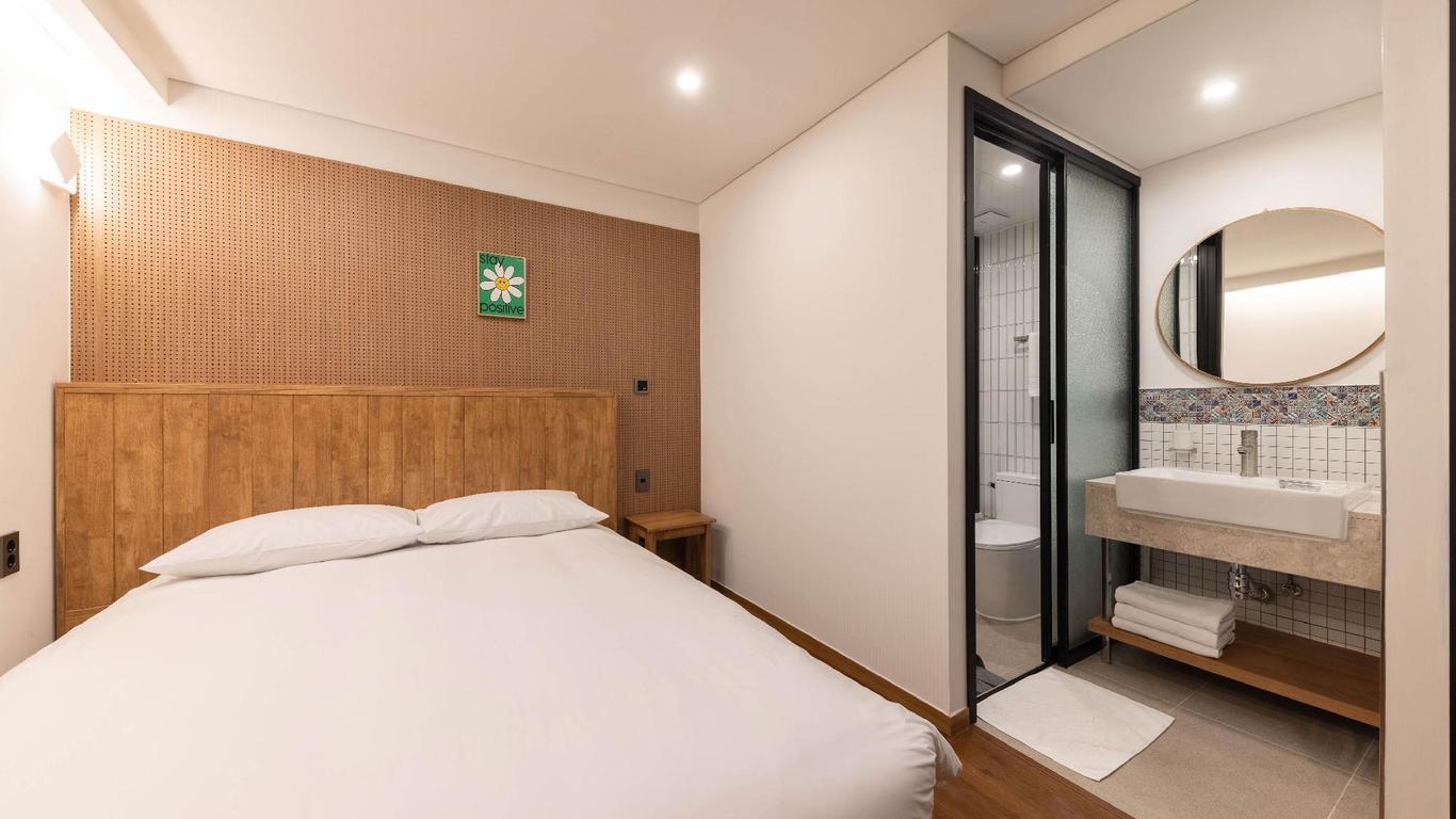 Ara Hotel