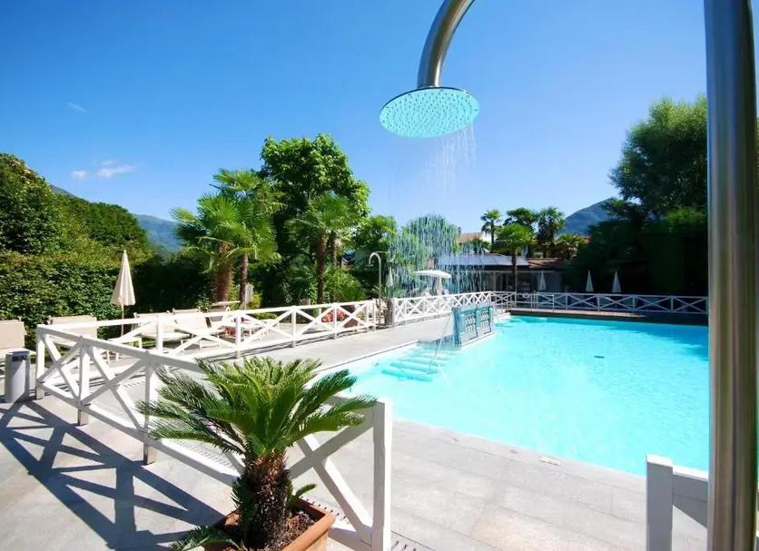 Pool Foto