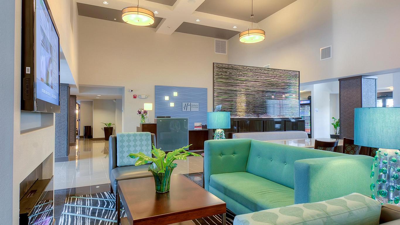 Holiday Inn Express Hotel & Suites Carlsbad Beach, An IHG Hotel