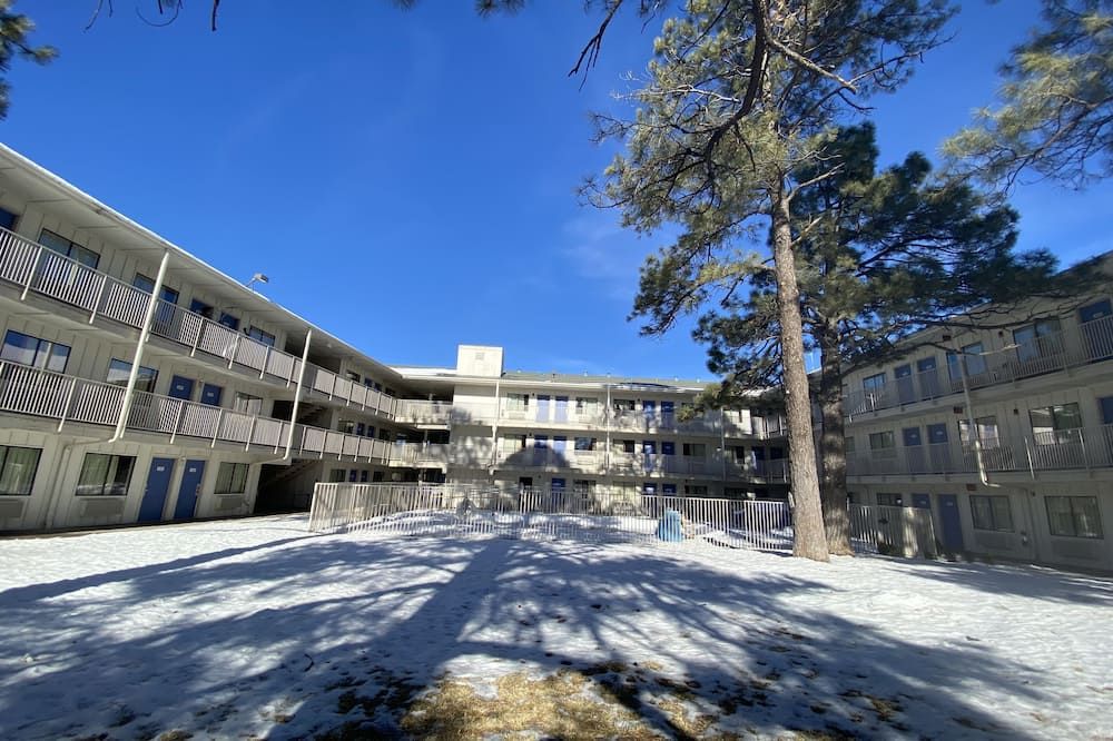 Gebäude