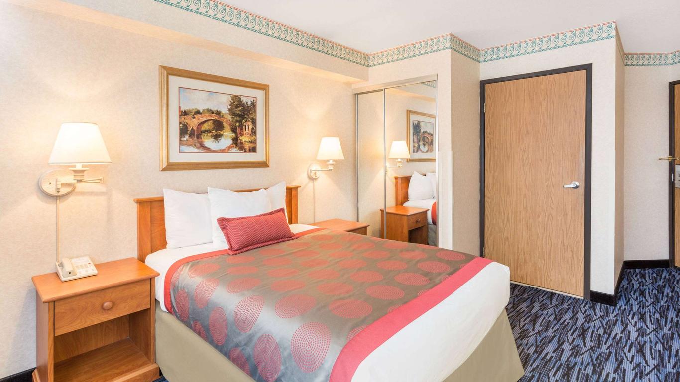 Ramada Kent Seattle Area