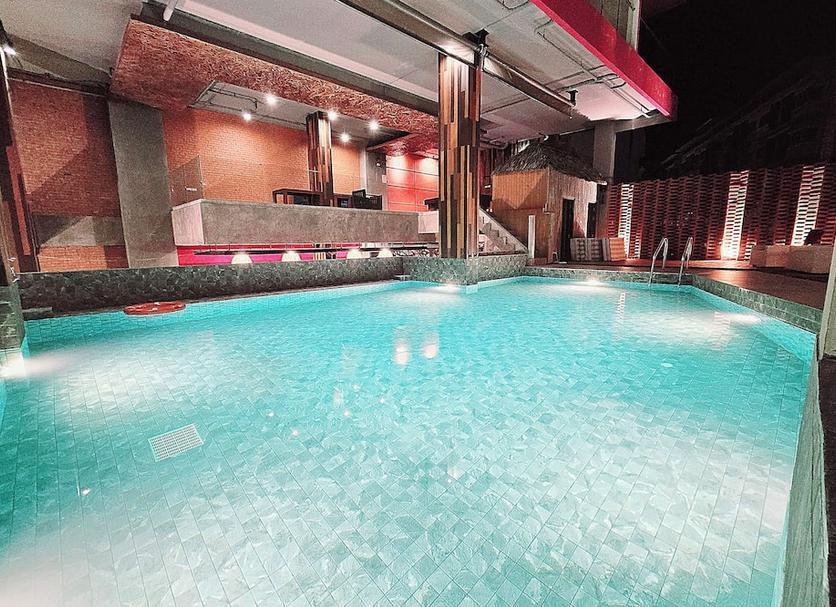 Pool Foto