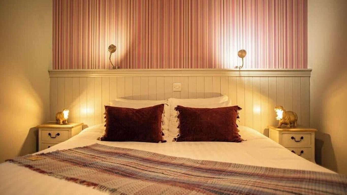Emmet Hotel
