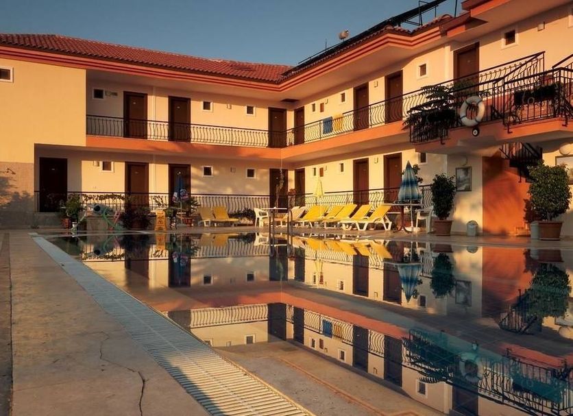 Pool Foto