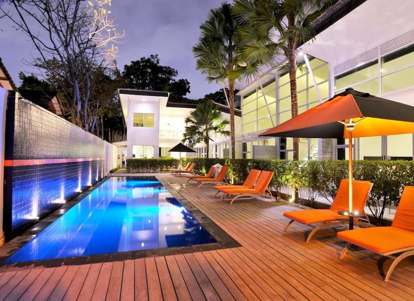 Pool Foto