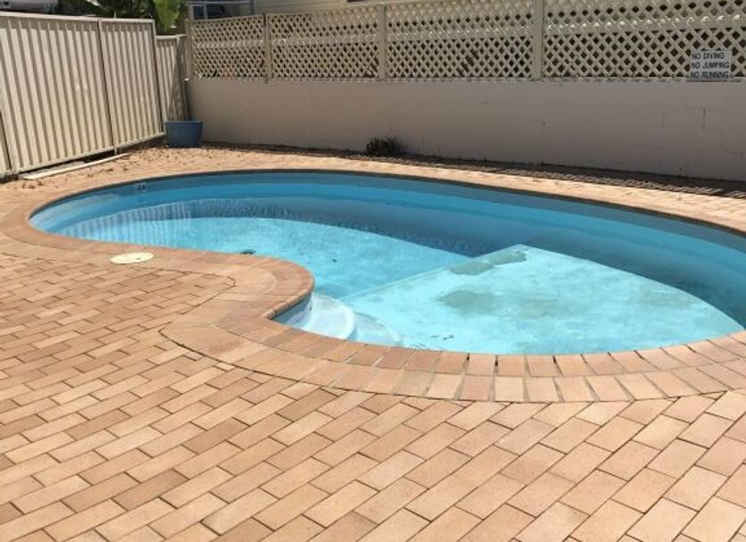 Pool Foto