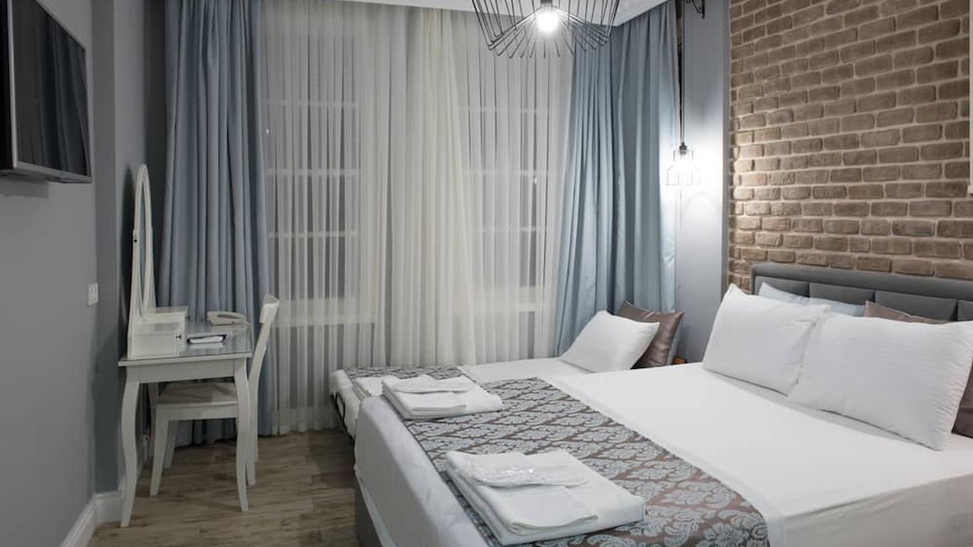 Luna Boutique Hotel