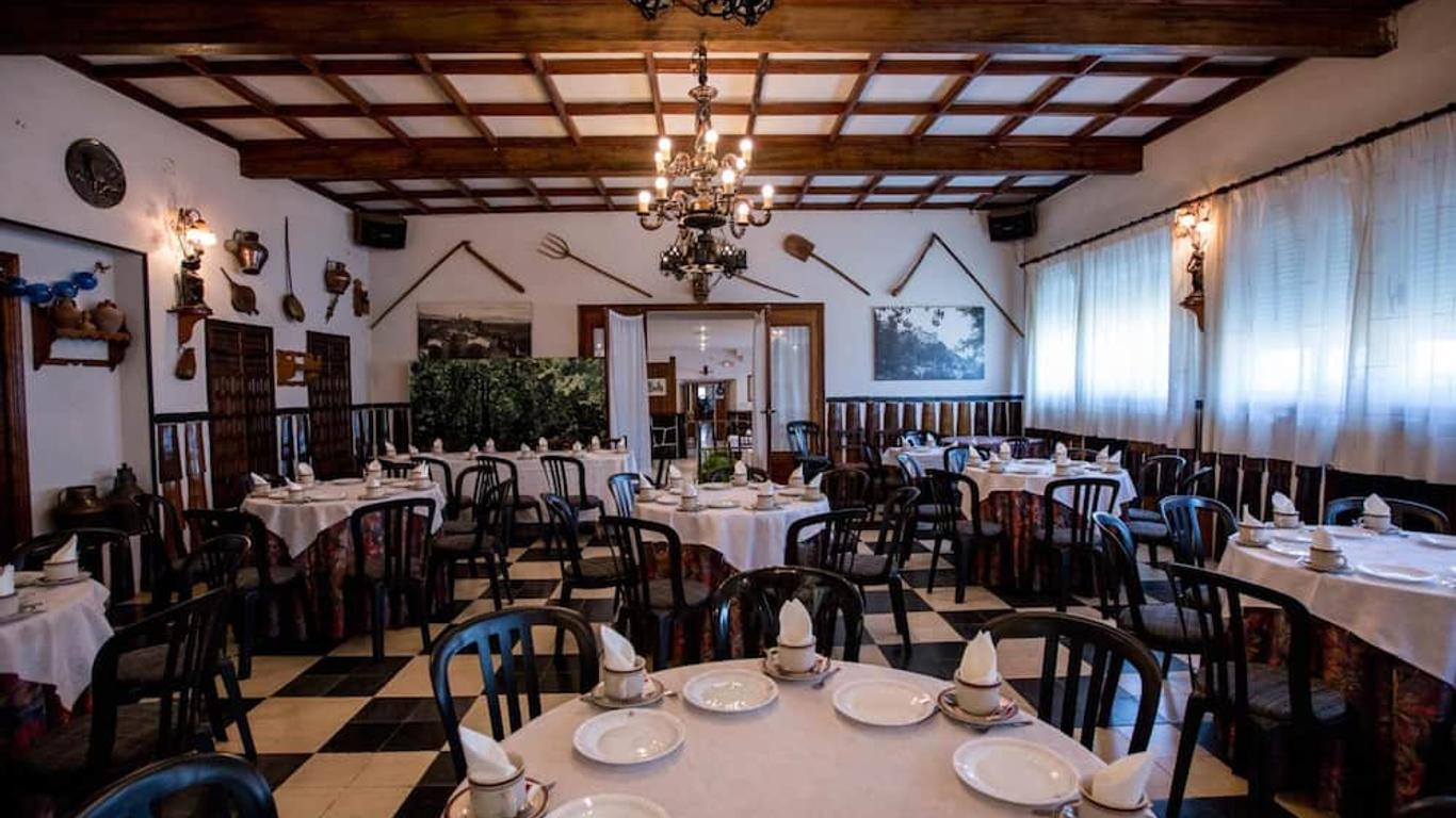 Hotel Los Perales