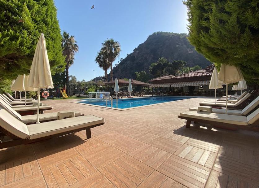 Pool Foto