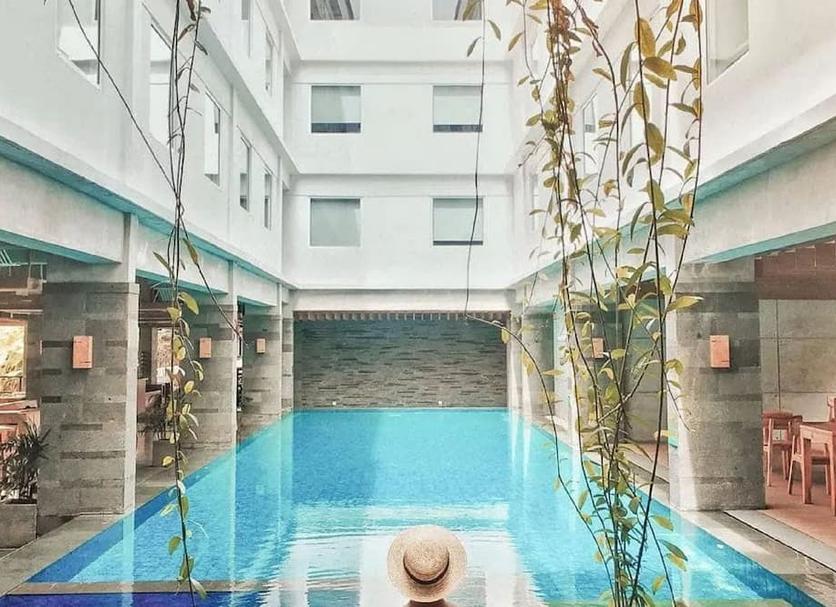 Pool Foto