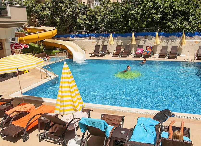 Pool Foto