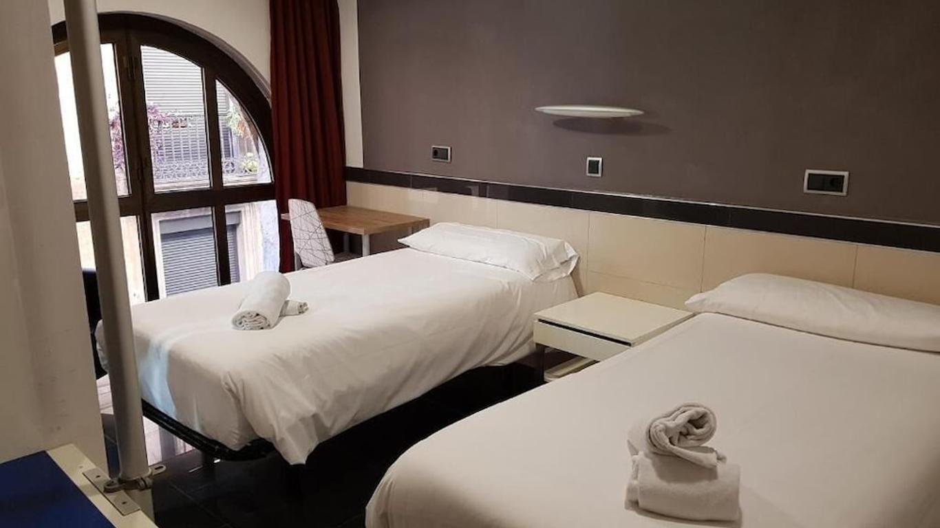 Hostal Levante Barcelona