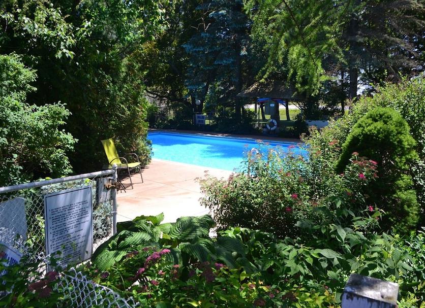 Pool Foto
