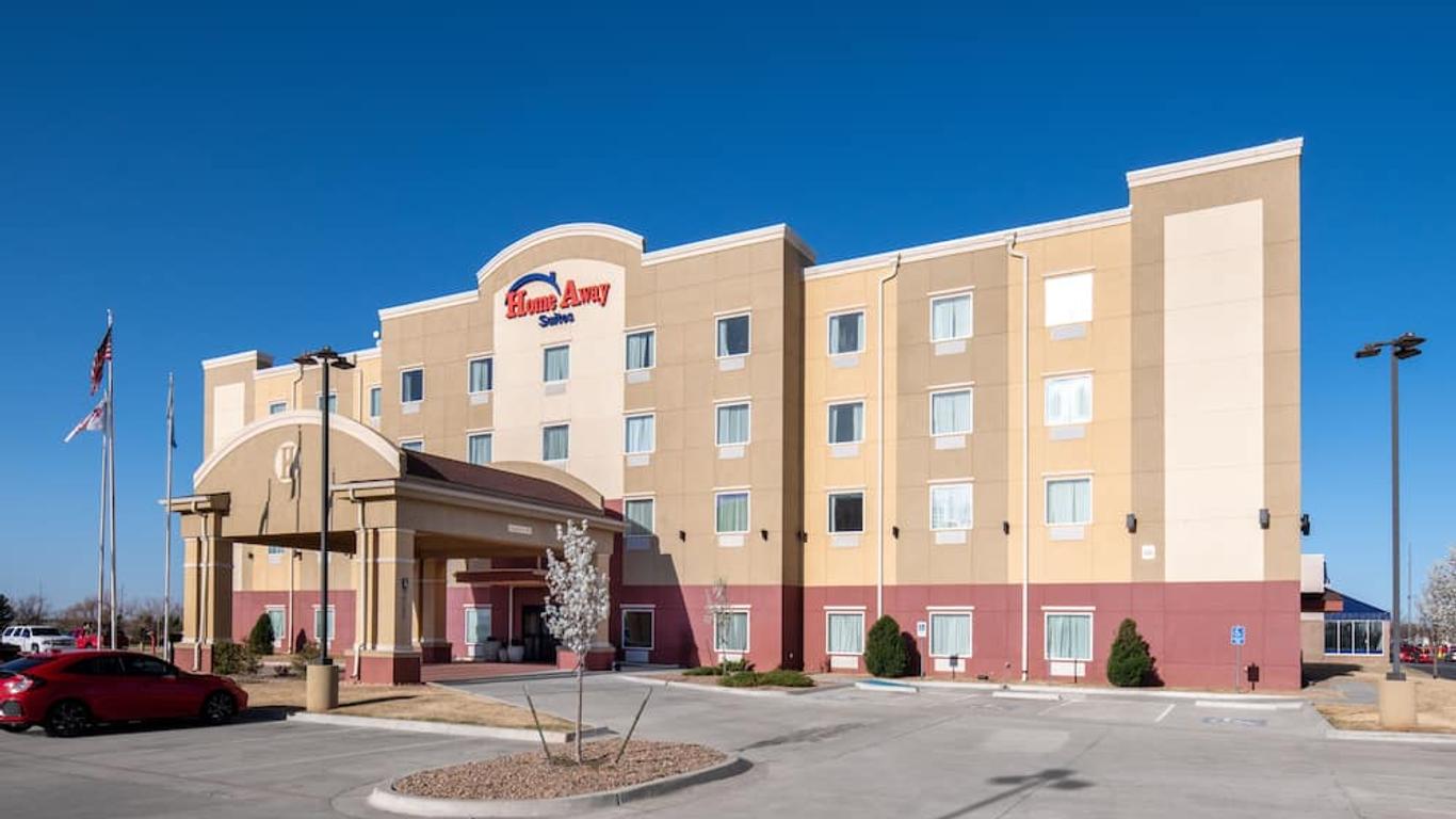 Home Away Kitchen Suites Enid