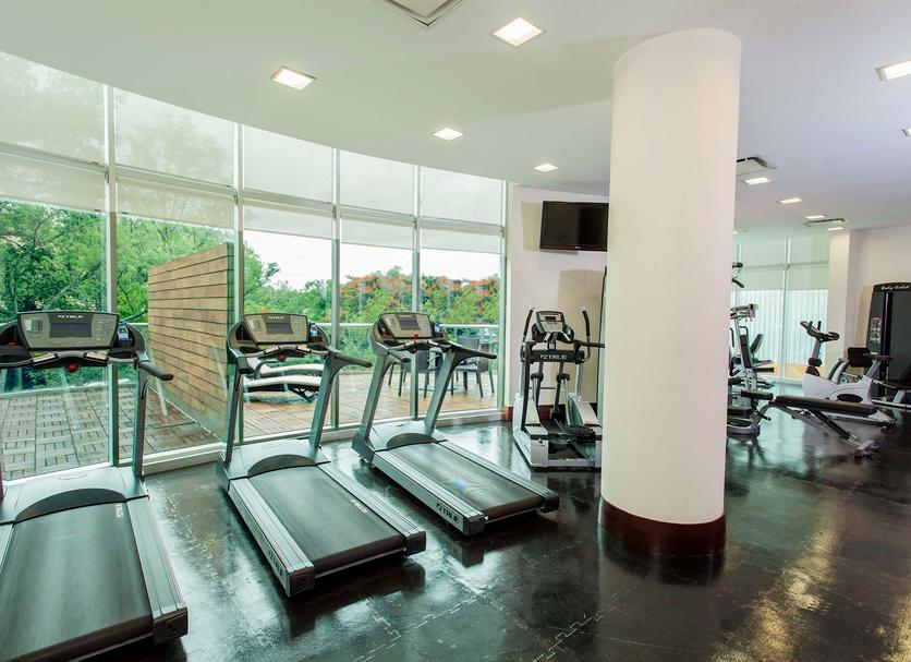 Fitnessbereich Foto