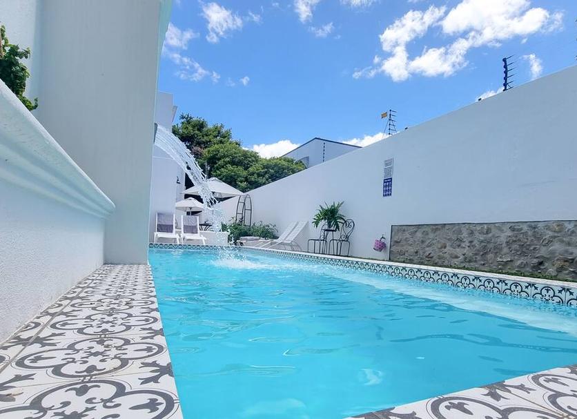 Pool Foto