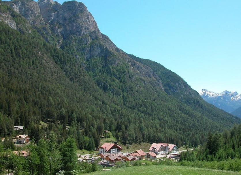 Außenansicht Foto