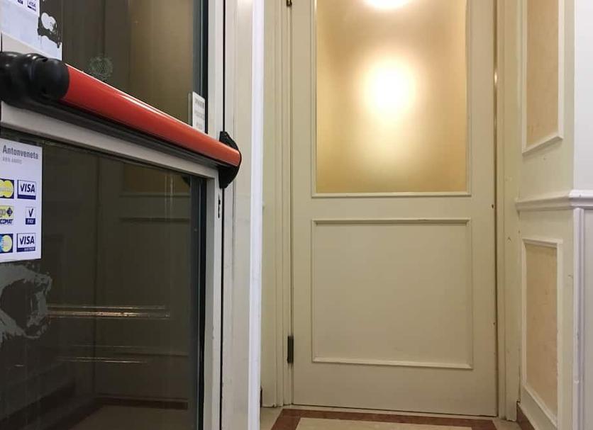 Zimmerausstattung Foto
