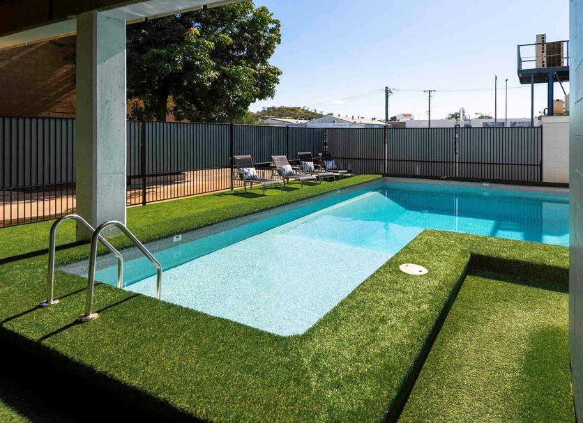 Pool Foto