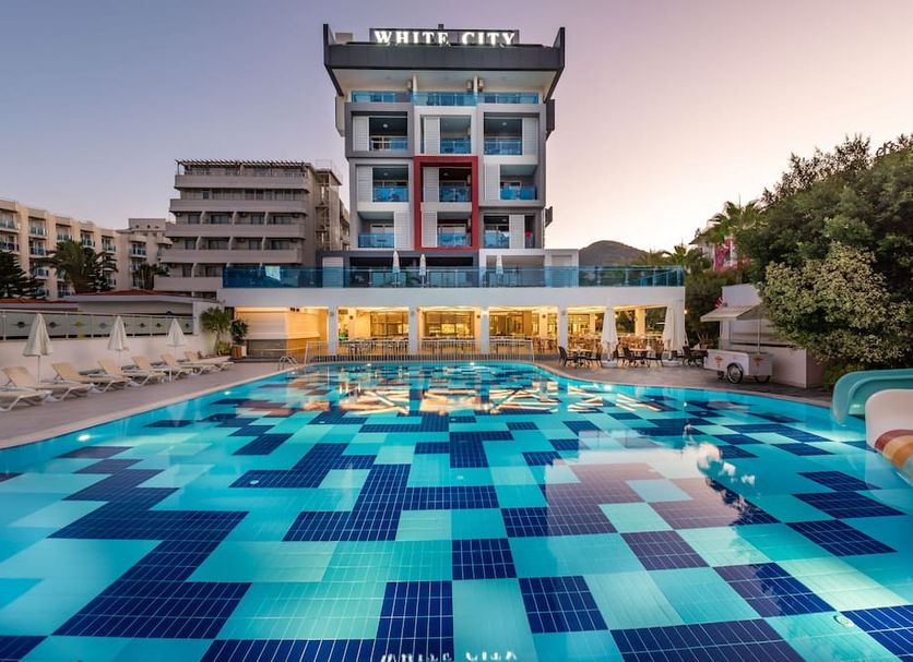 Pool Foto