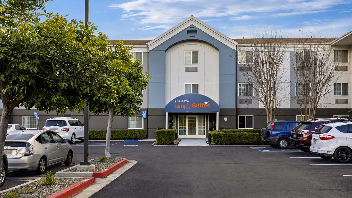 Sonesta Simply Suites Irvine East Foothill