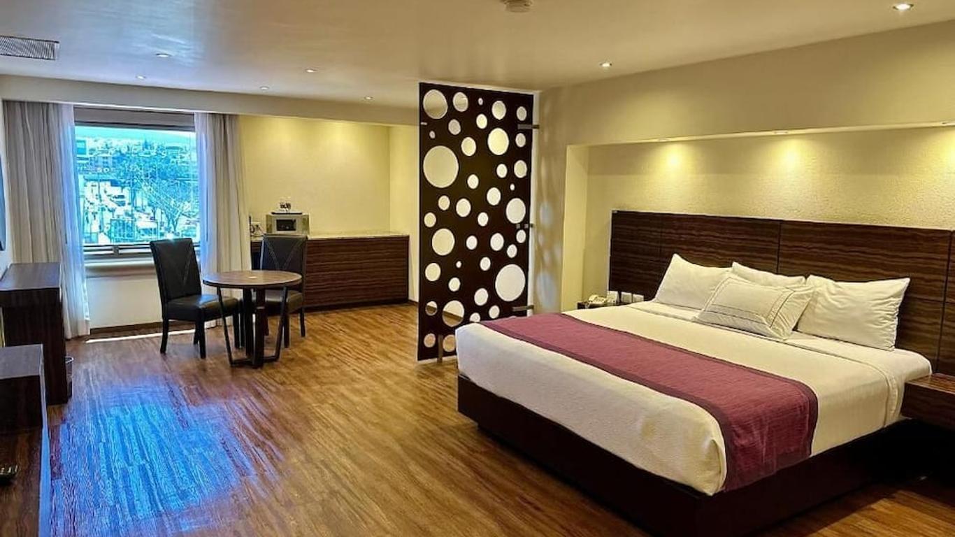 Hotel Mirage