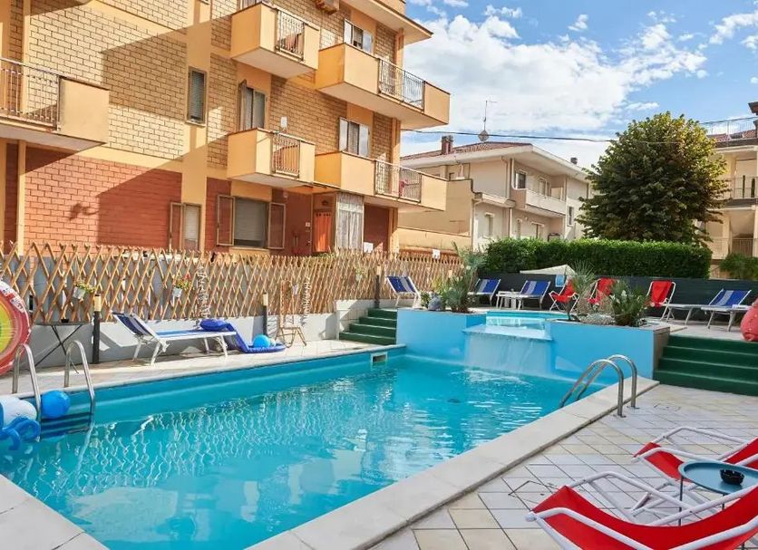 Pool Foto