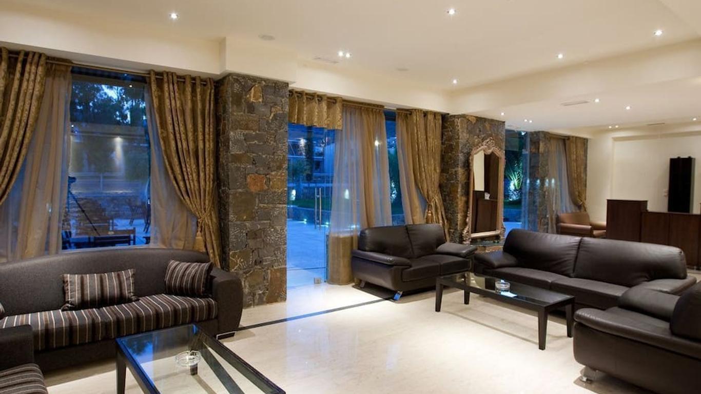 Dias Luxury Studios & Apartments