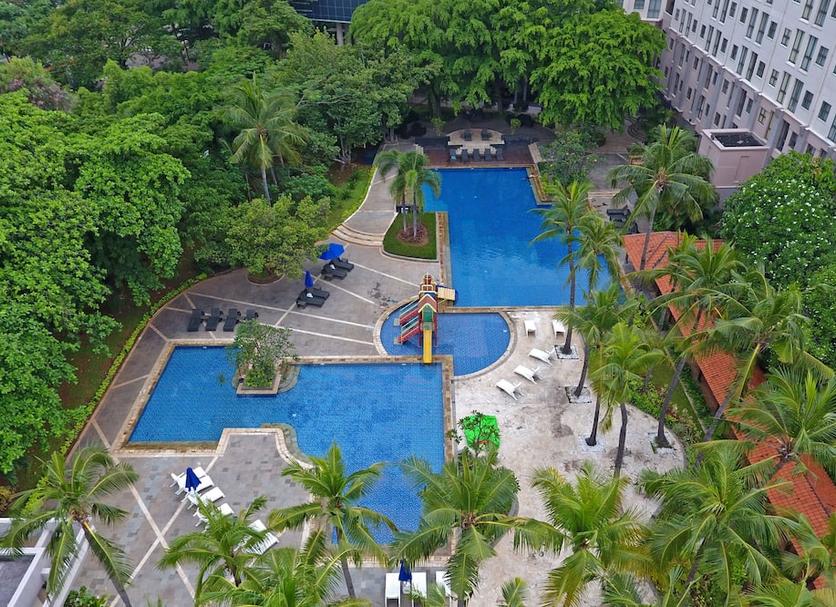 Pool Foto